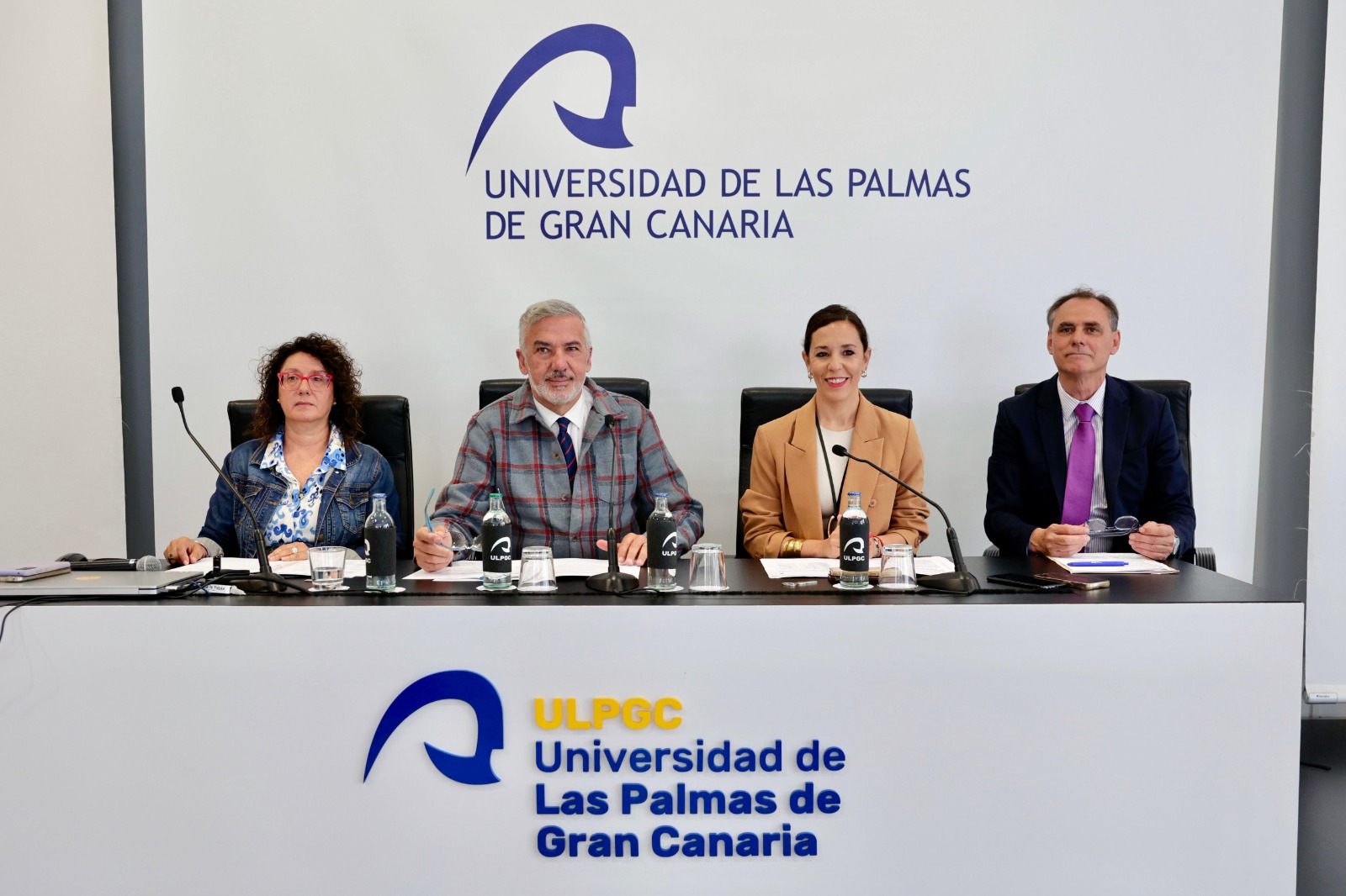 Consejería de Turismo y Empleo